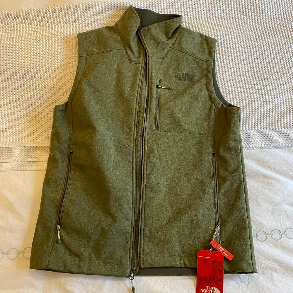 NEW North Face Mens Vest